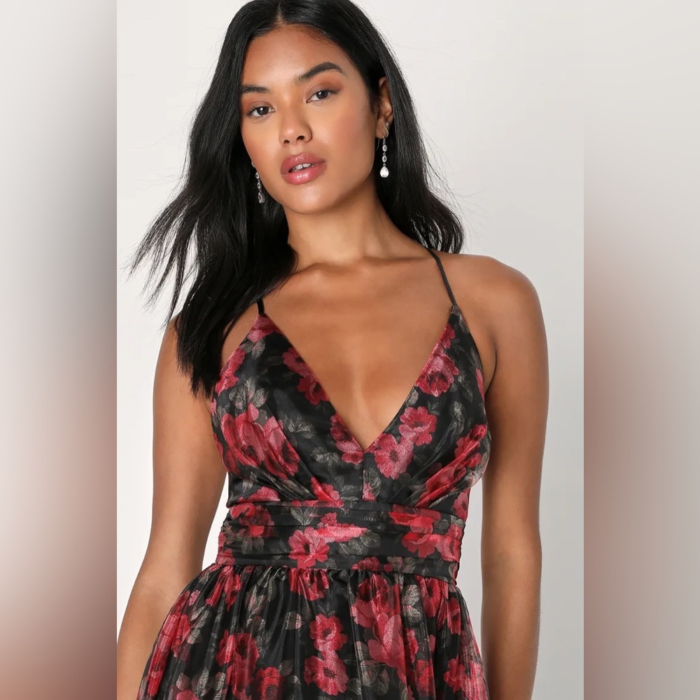 LULUS Simply Divine Black Red Floral Print Organza Maxi Dress ❤️NWT❤️IN STORES❤️ - Picture 2 of 3